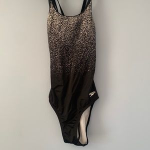 Speedo Size 4 Women’s One Piece Swimsuit